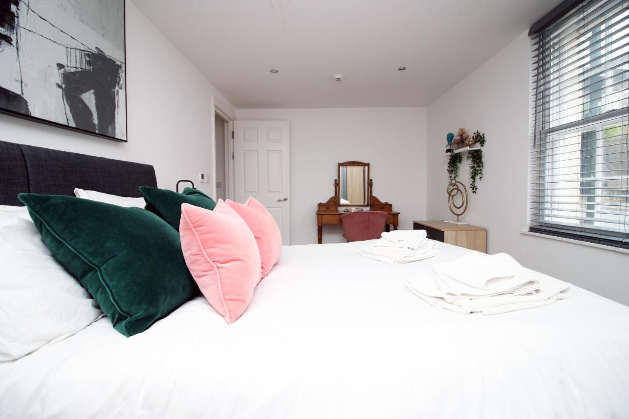 Flat 1 Batheaston By Mia Living Stylish 1 Bedroom Property With Free Parking Exterior photo